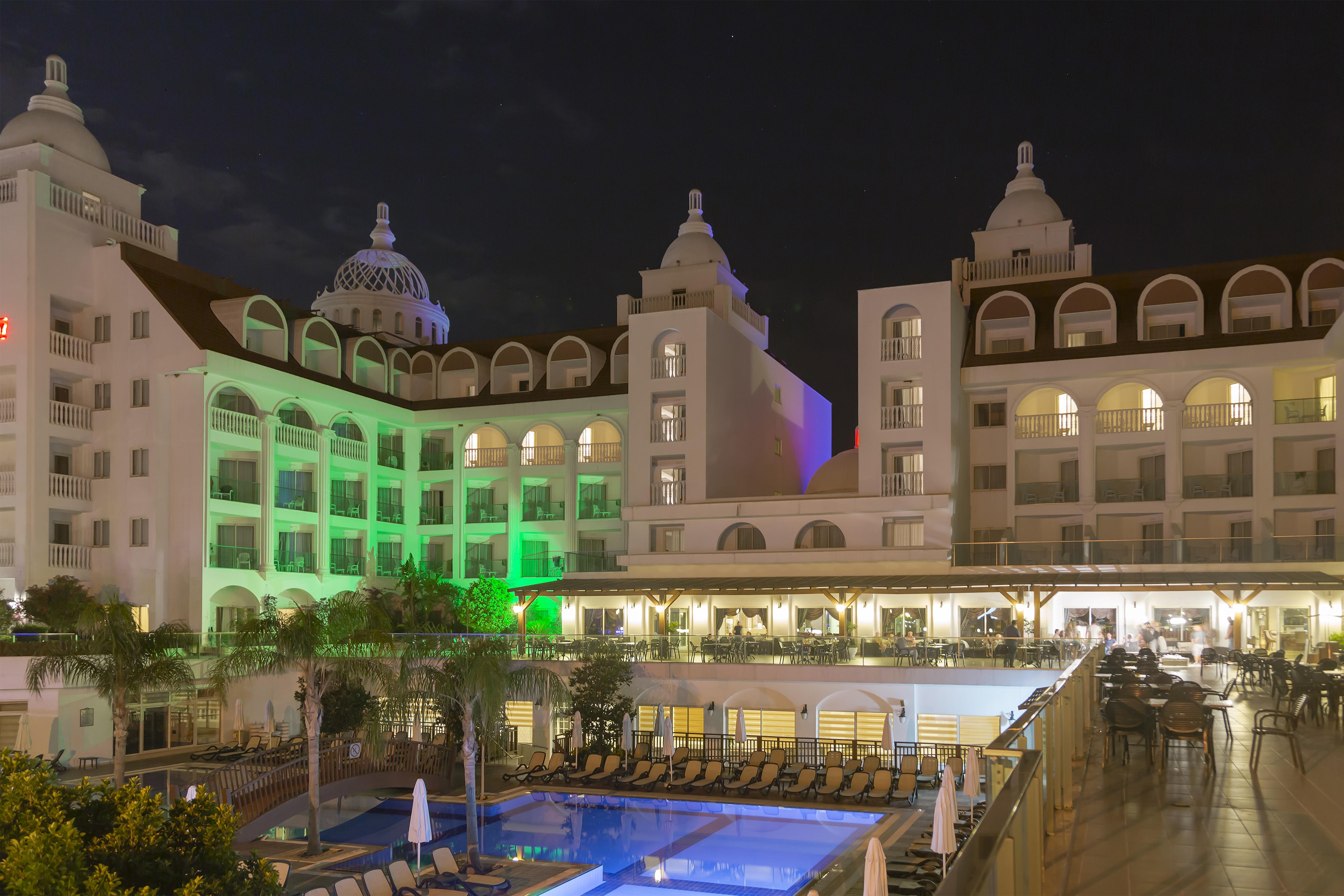 Side Crown Serenity Ultra All Inclusive Extérieur photo
