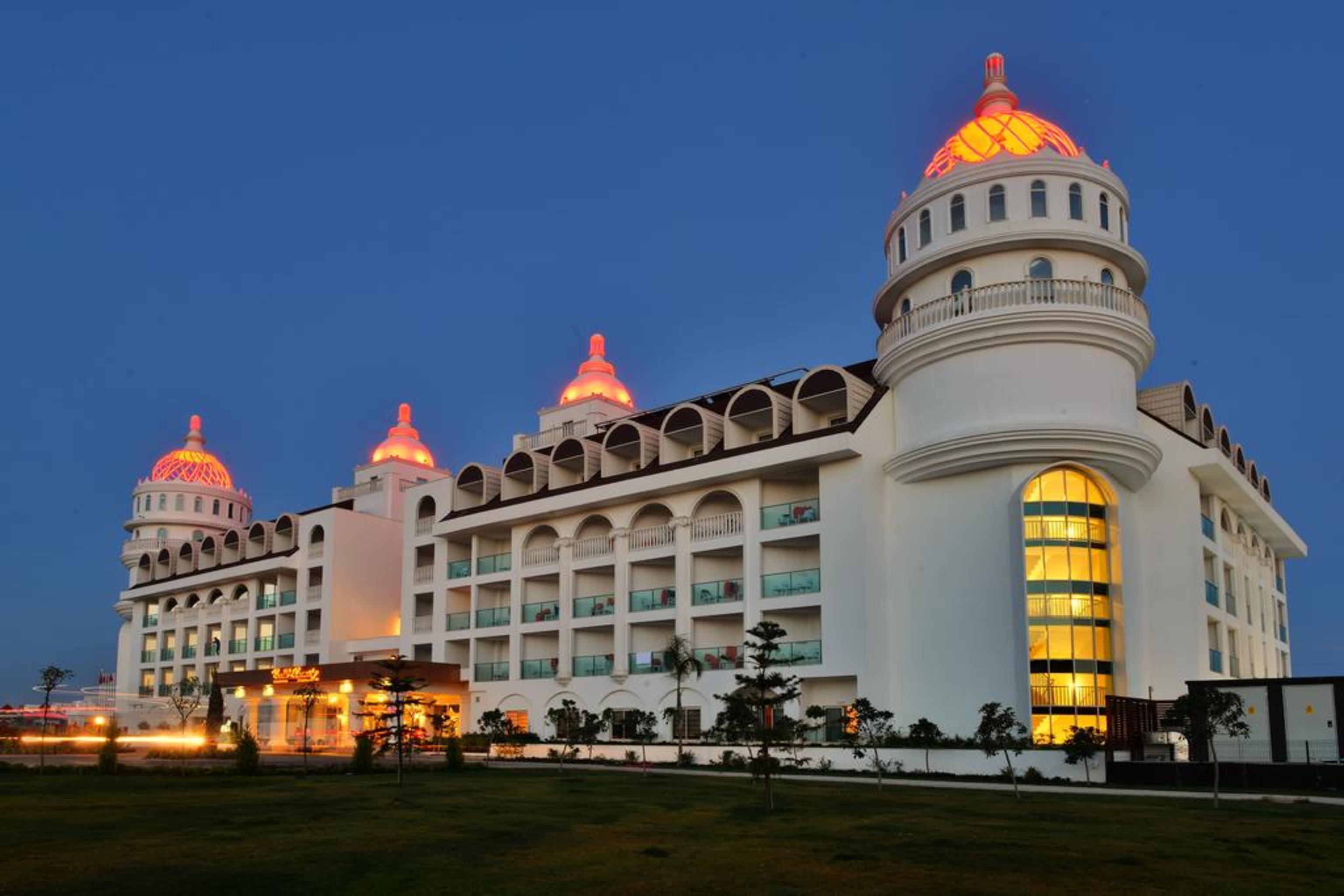 Side Crown Serenity Ultra All Inclusive Extérieur photo