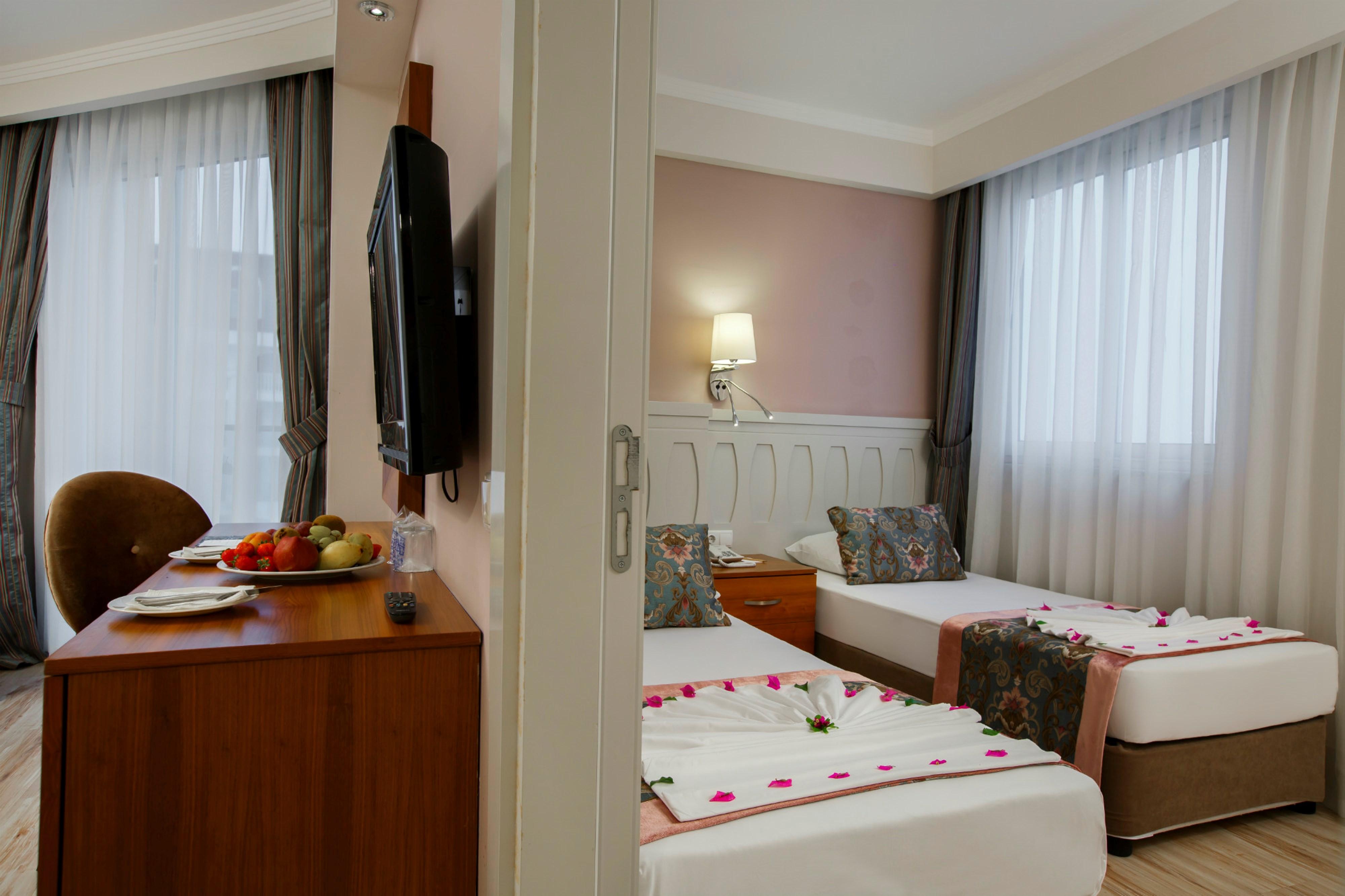 Side Crown Serenity Ultra All Inclusive Extérieur photo